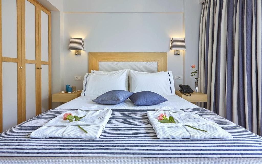 Mystery Skiathos Luxury Residence 10