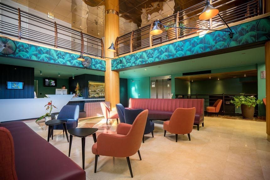 Best Western Plus Hôtel La Marina 13