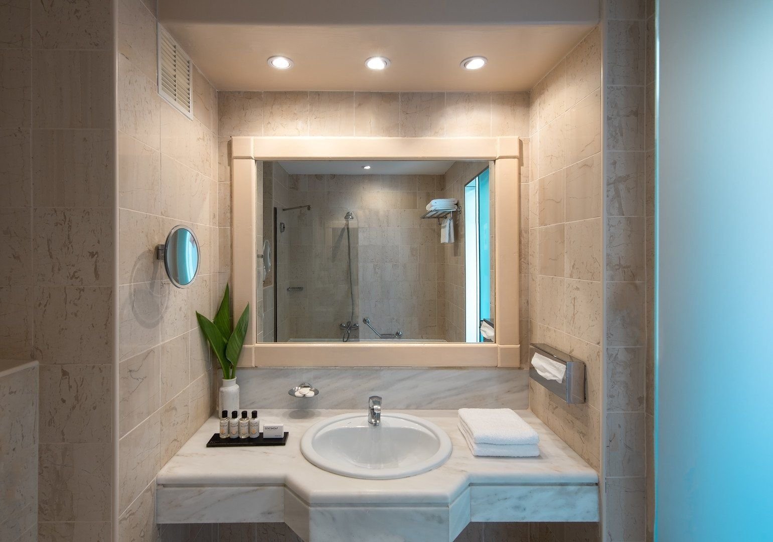 Canvas by Mitsis Cretan Village 7