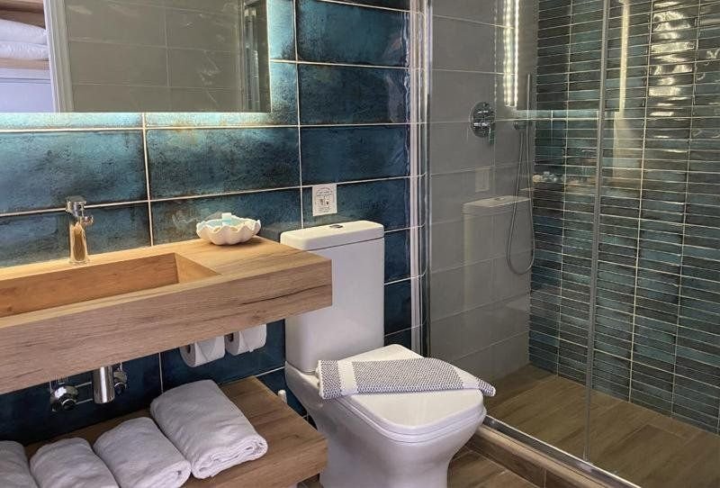 Triton Authentic Cretan 11