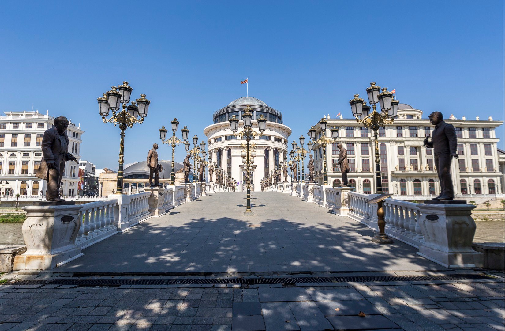 Albánské dobrodružství 17