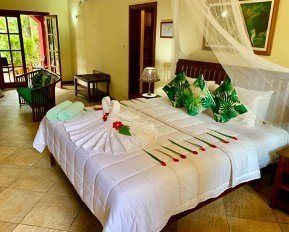 Castello Beach Hotel 10