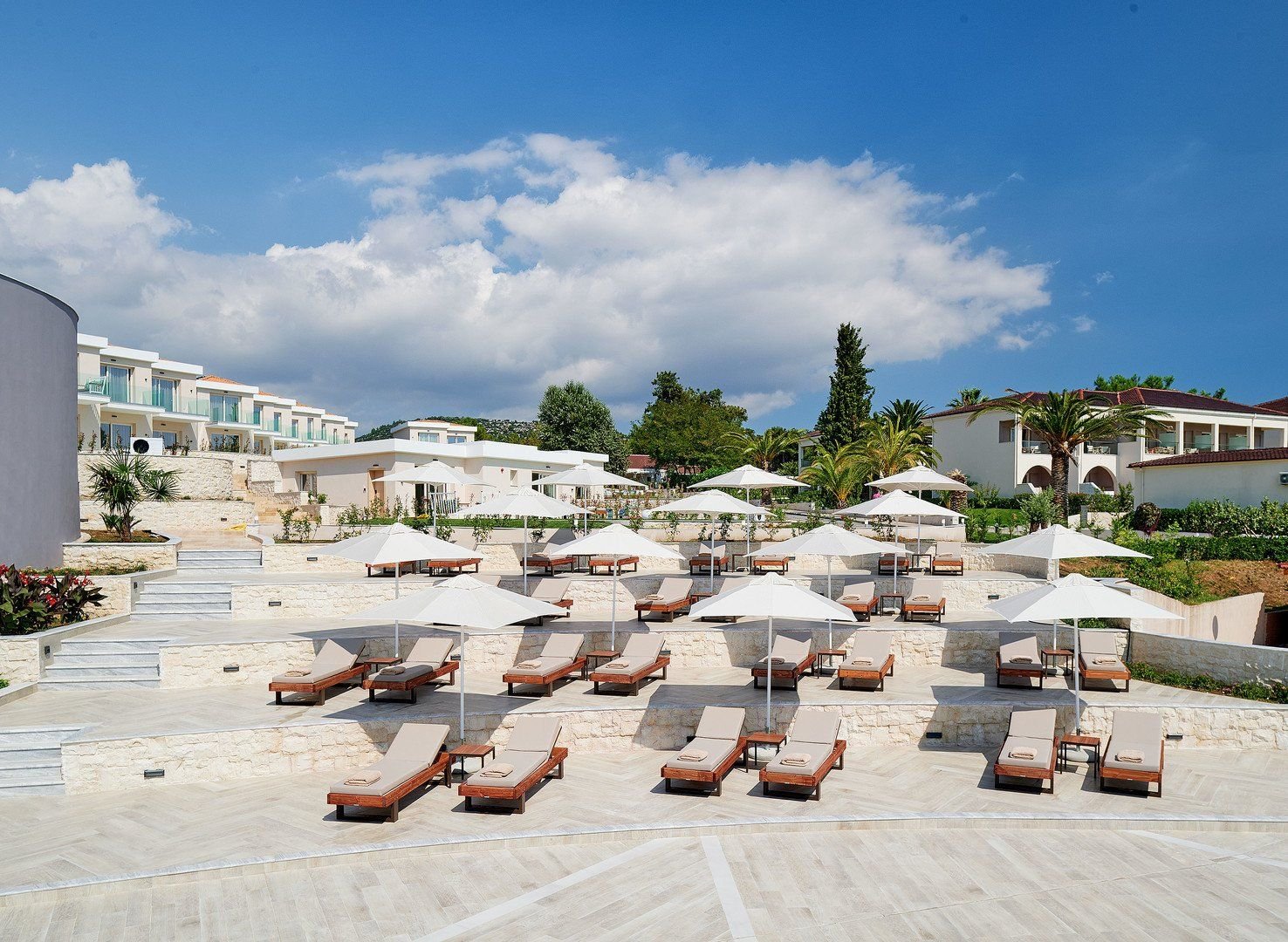 Alexandra Elegance 1