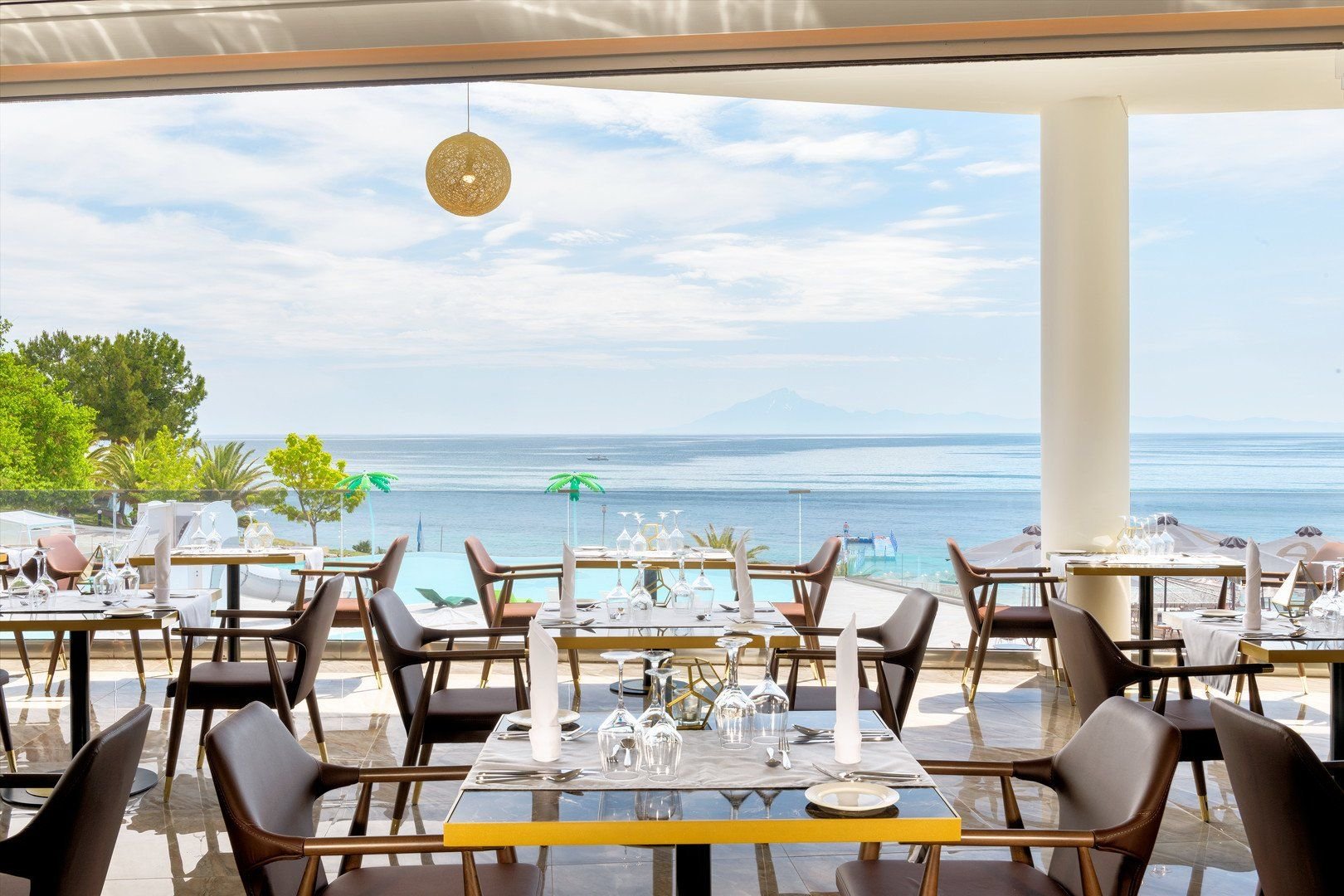 Alexandra Elegance 3