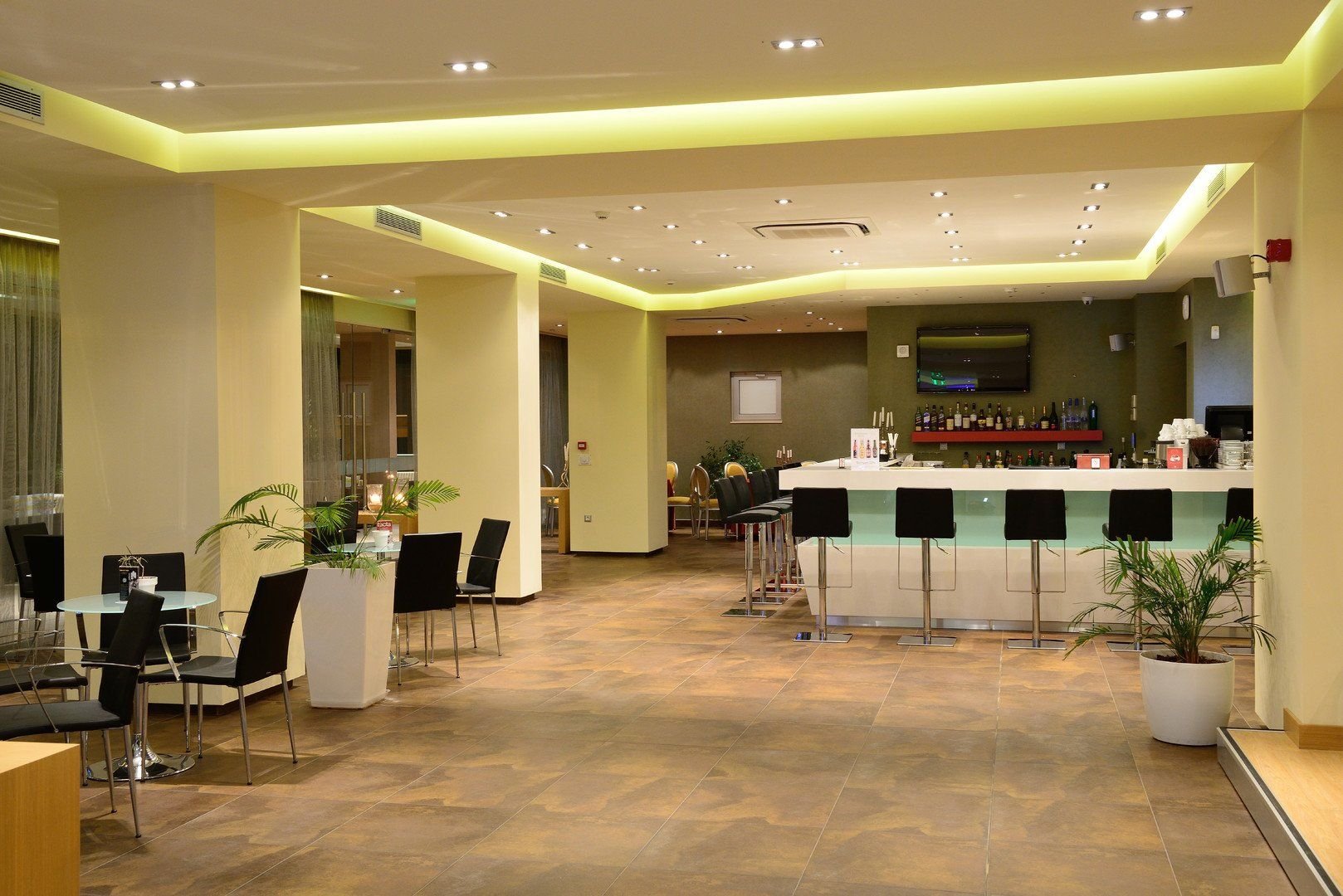 Royal Paradise Beach Resort & Spa 8