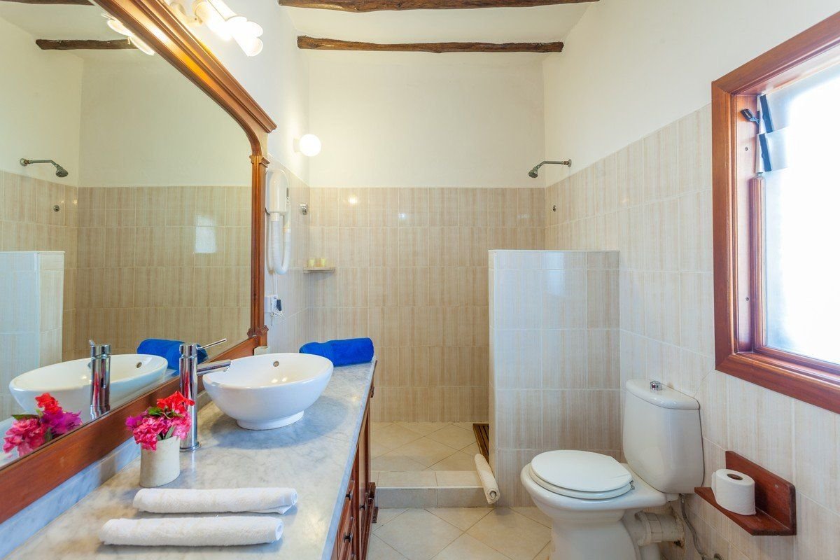 Twiga Beach Resort & Spa 9