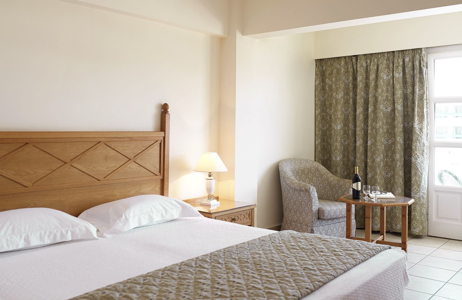 Canvas By Mitsis Petit Palais 6