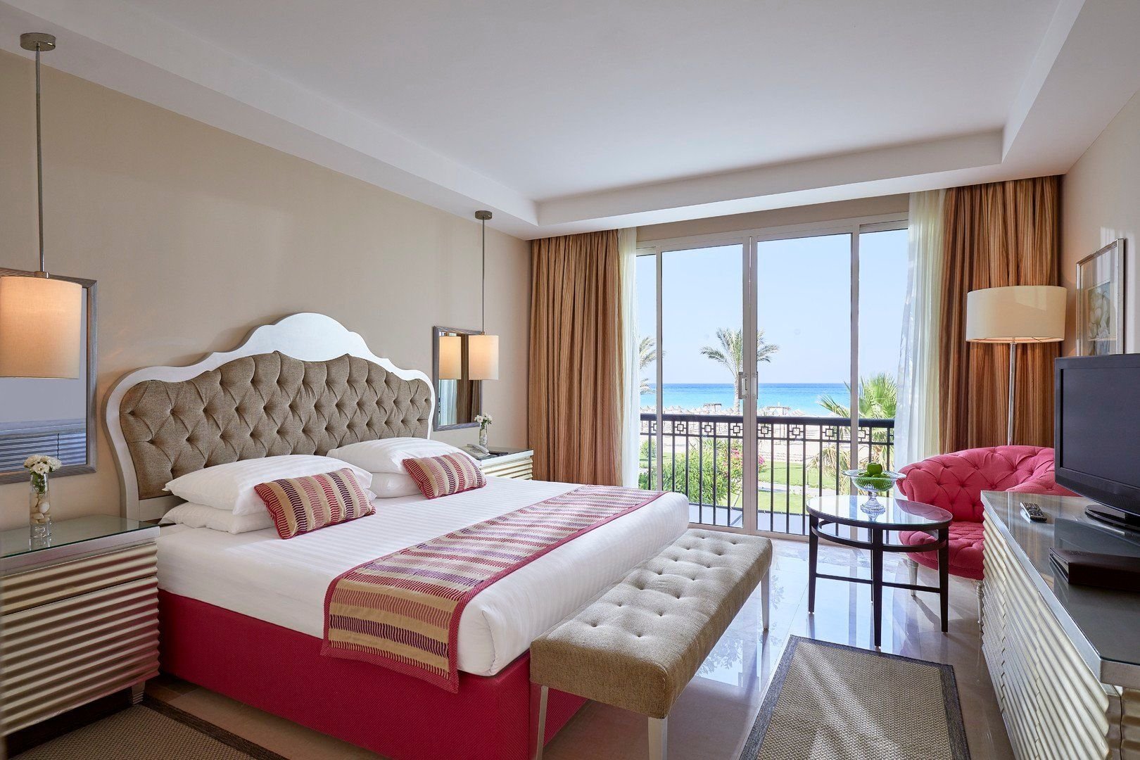 Jaz Crystal, Almaza Bay 11