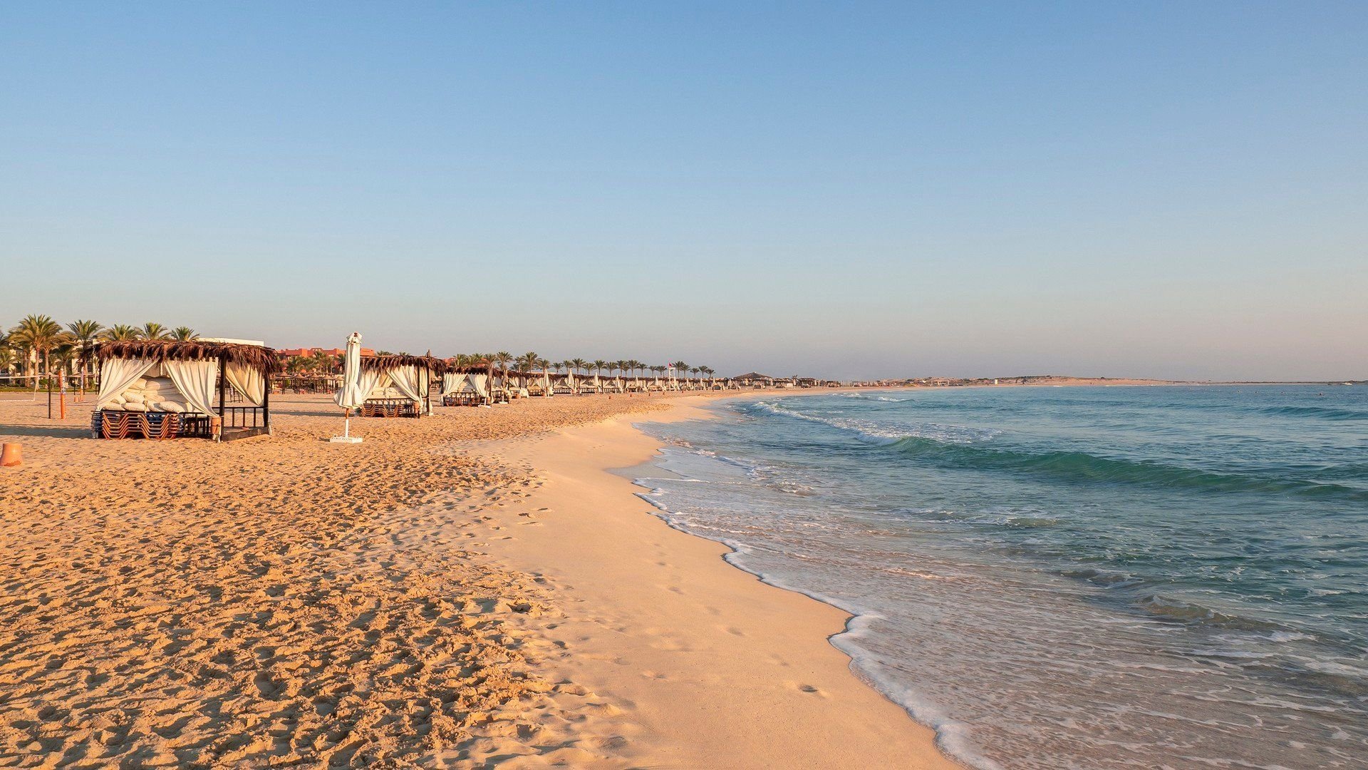 Oáza Síwa s pobytem u moře s odletem z Prahy 17