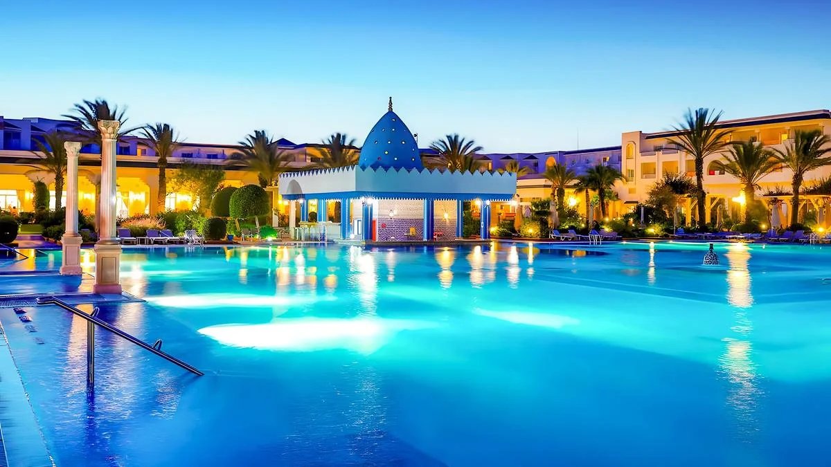 Occidental Marco Polo 11