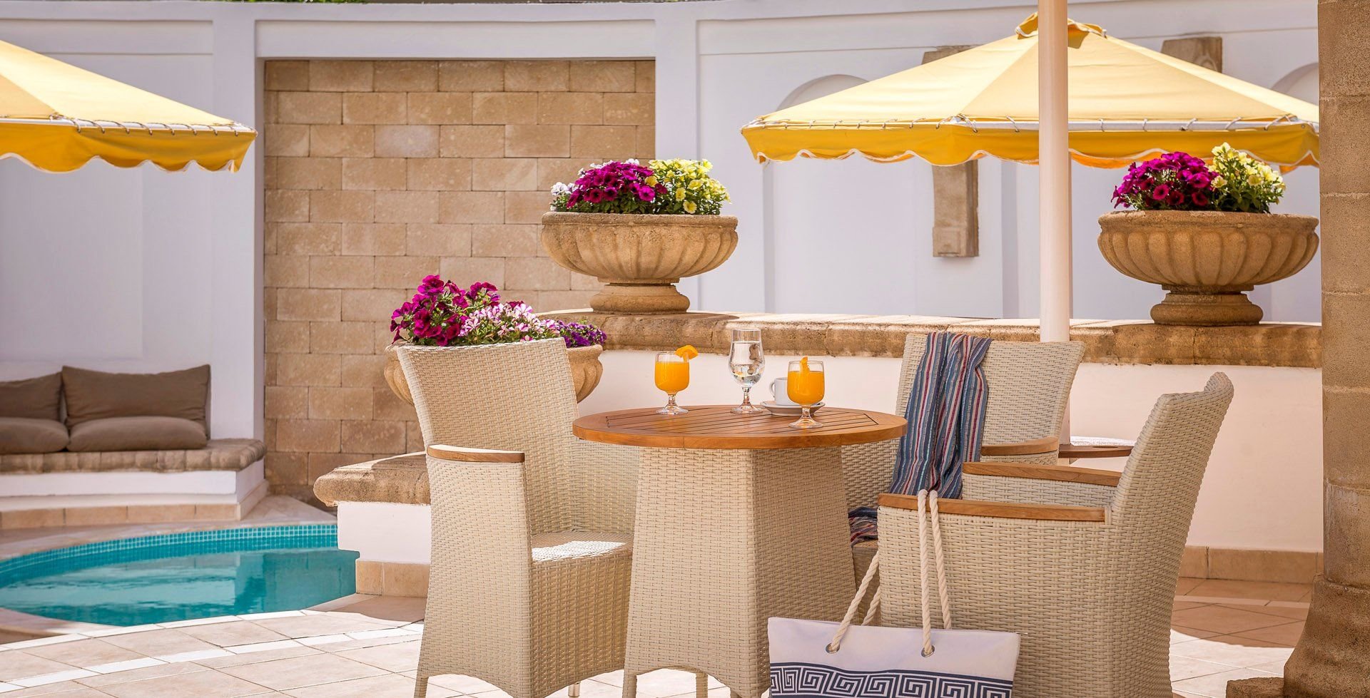 Canvas By Mitsis Petit Palais 9