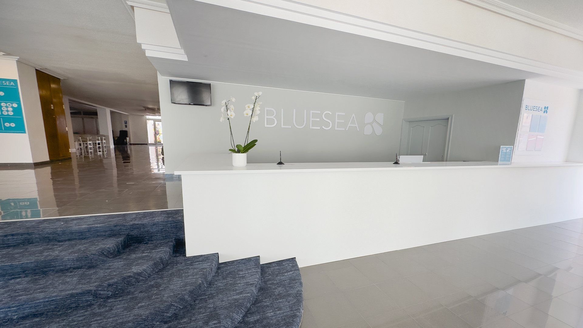 BlueSea Lagos De Cesar 15