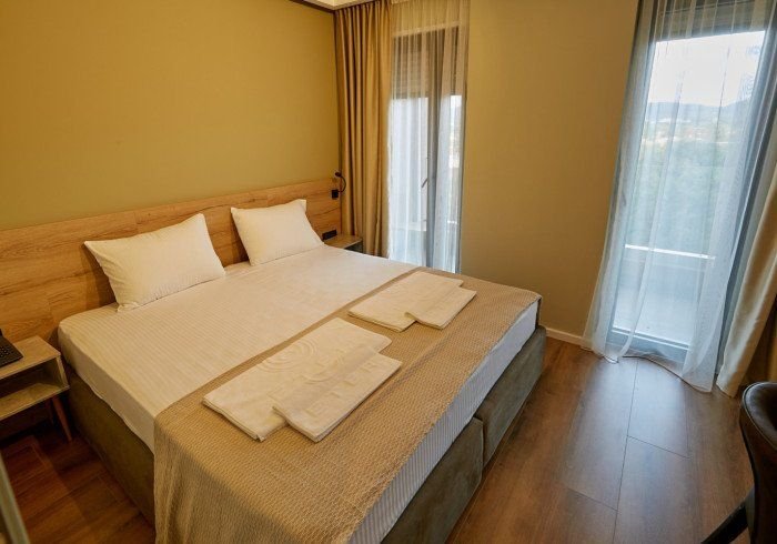 Eter Hotel 16