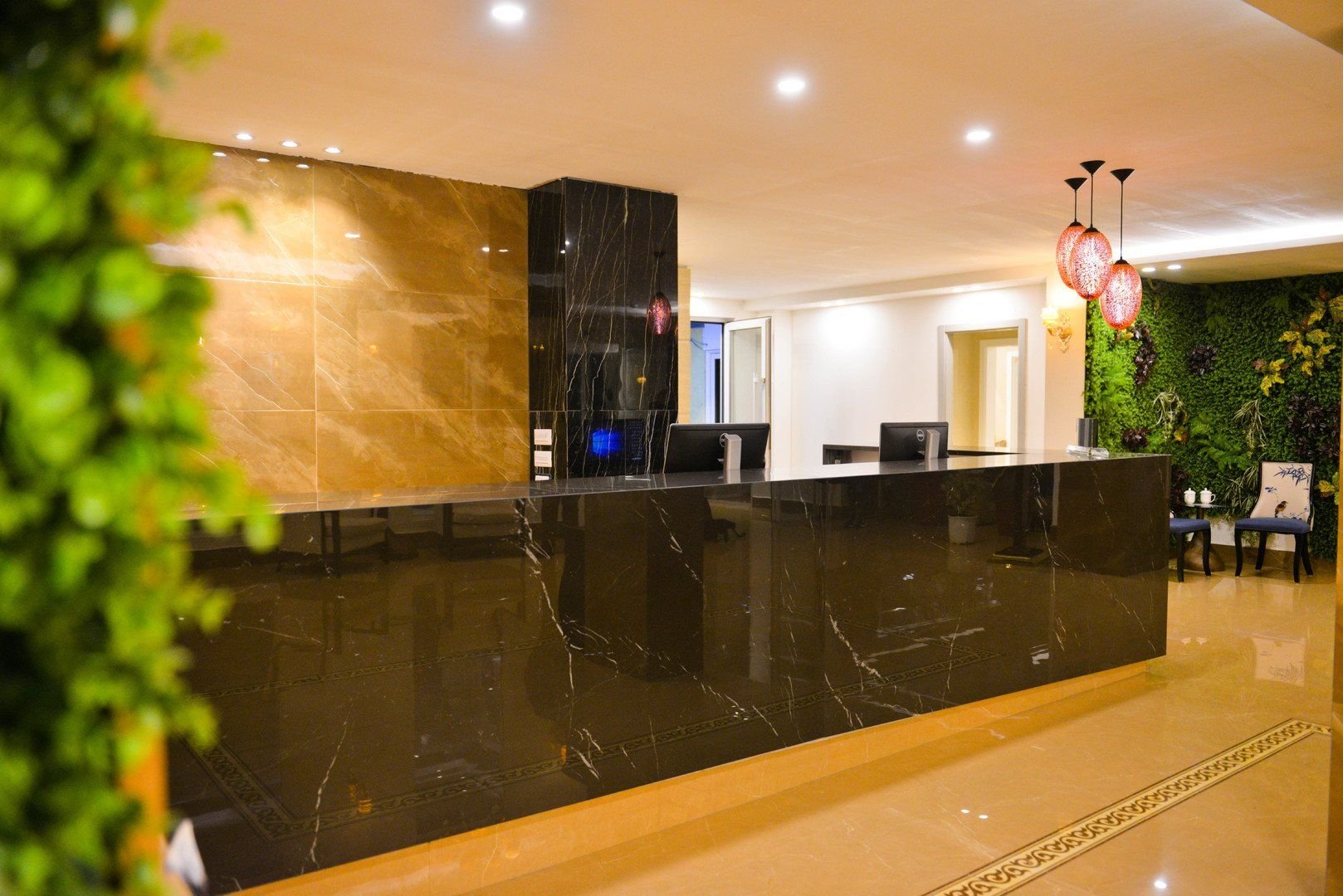 Fafa Beach Hotel 12