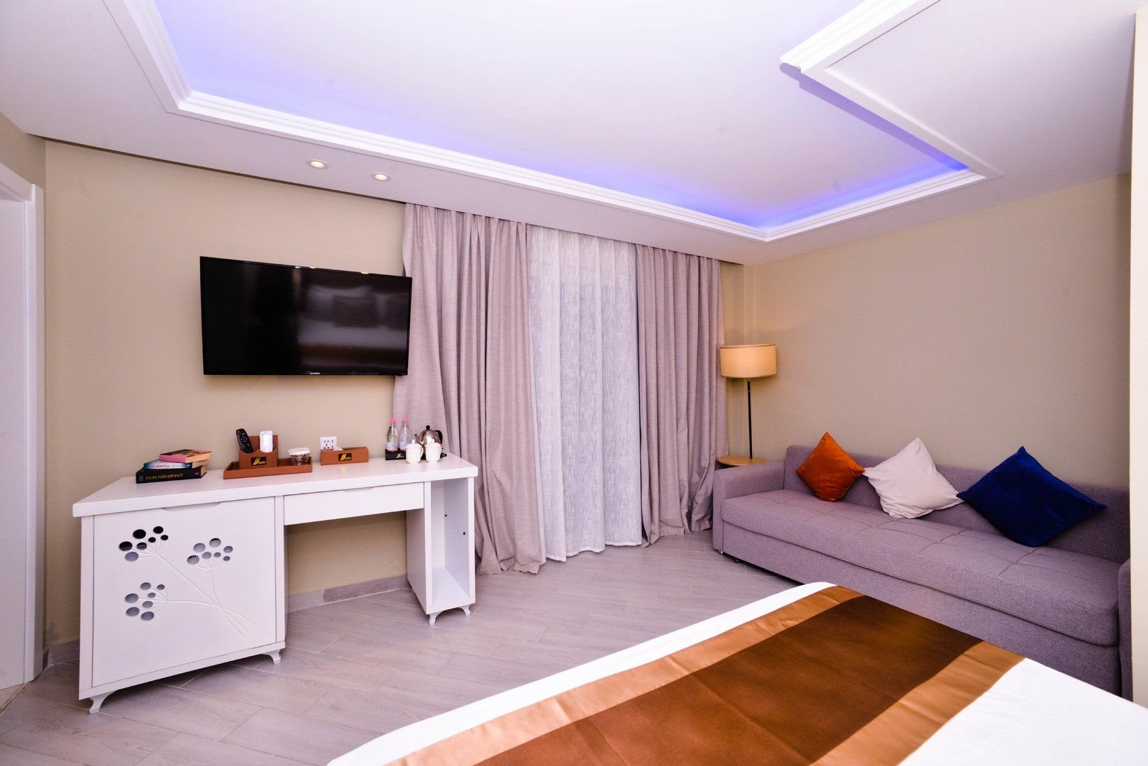 Fafa Beach Hotel 9