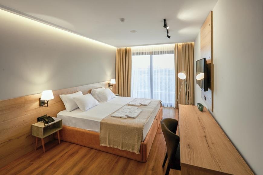 Eter Hotel 21