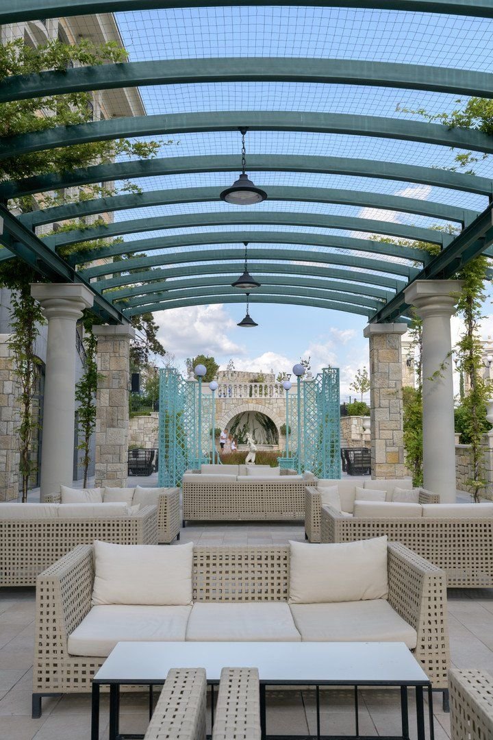 Astor Garden Hotel 19