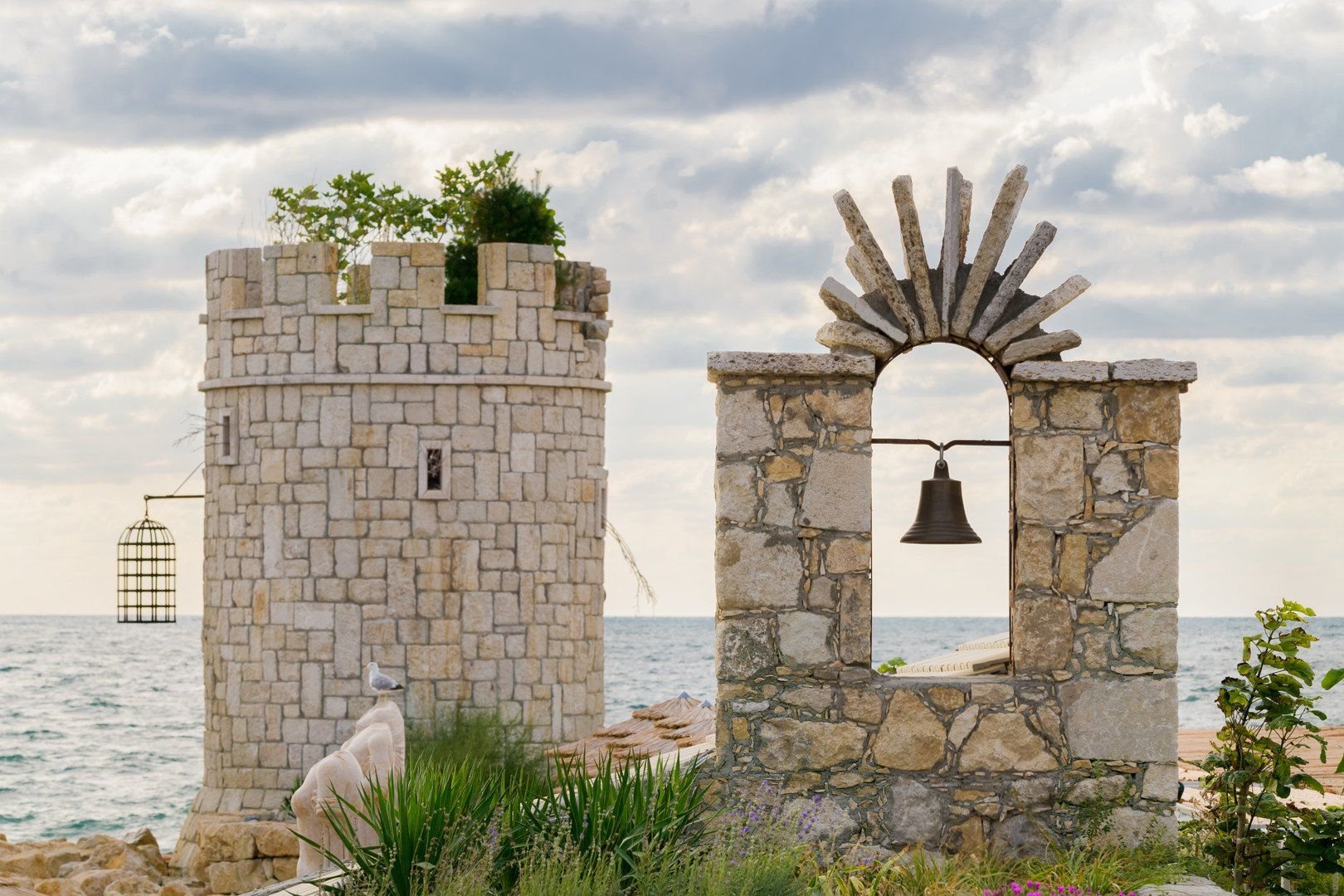 Astor Garden Hotel 24