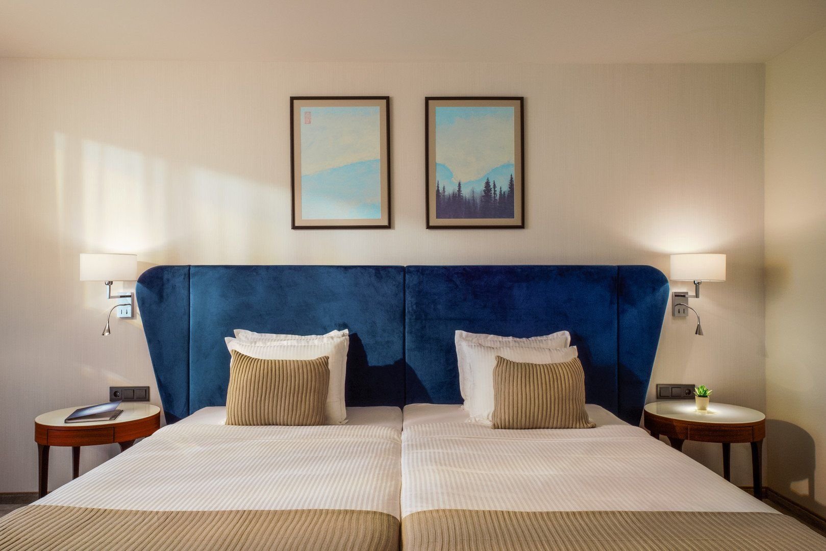 Astor Garden Hotel 4