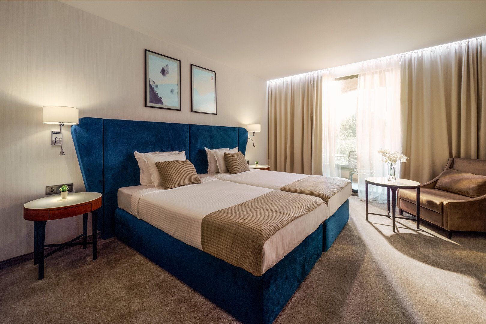 Astor Garden Hotel 5