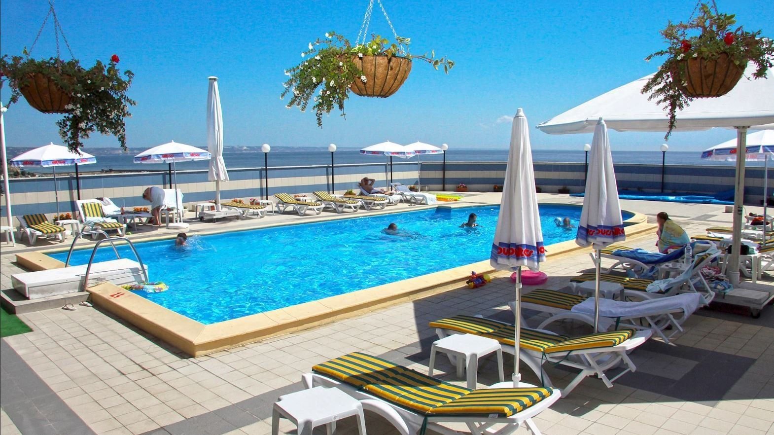 Hotel Lilia 3