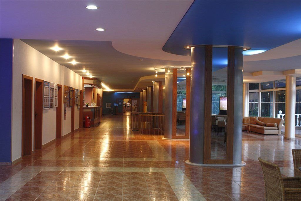 Perla Golden Sands 16