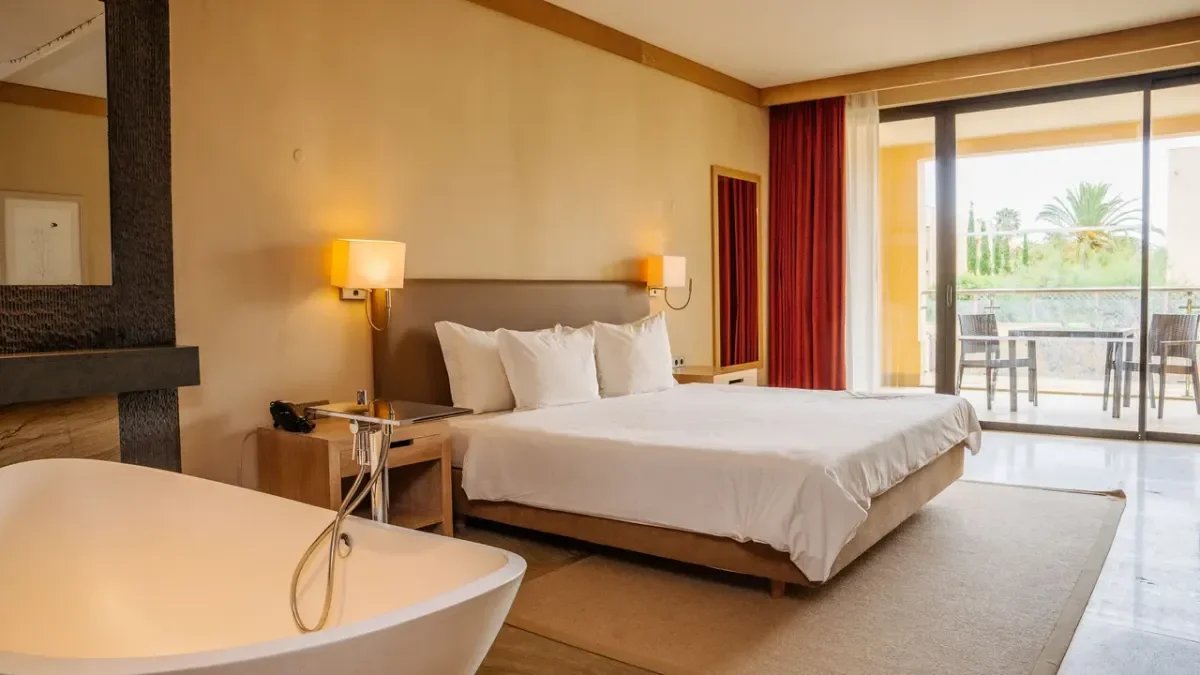 The Navigator - Colombus 22