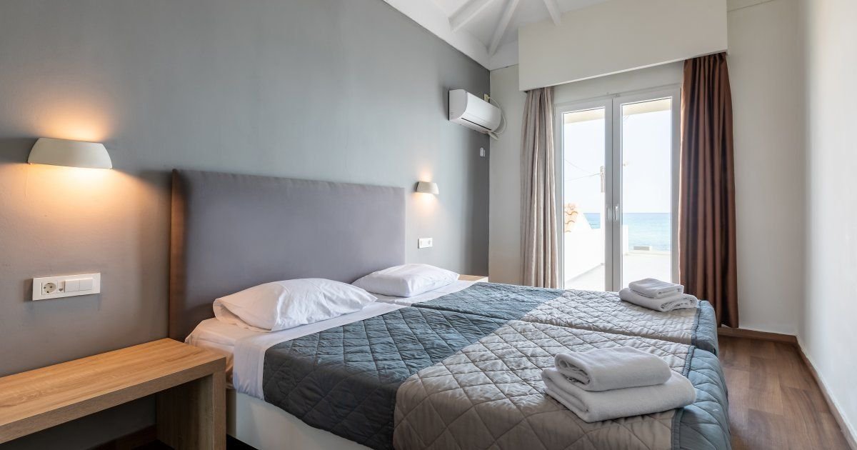 Cameo Beach Resort 8