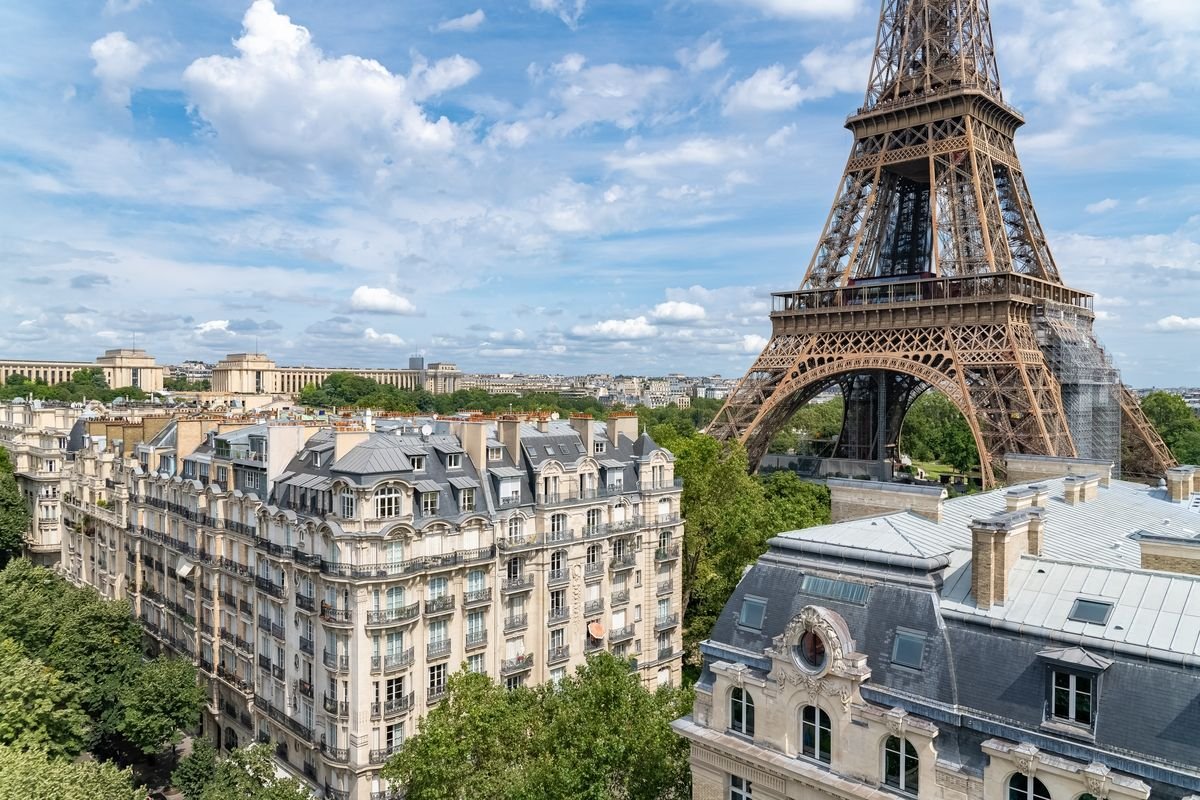 eiffel tower
