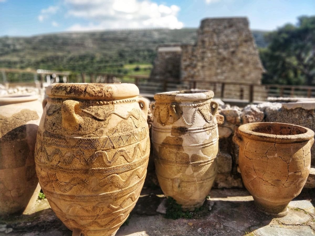 Wazy znalezione w pałacu w Knossos w Grecji