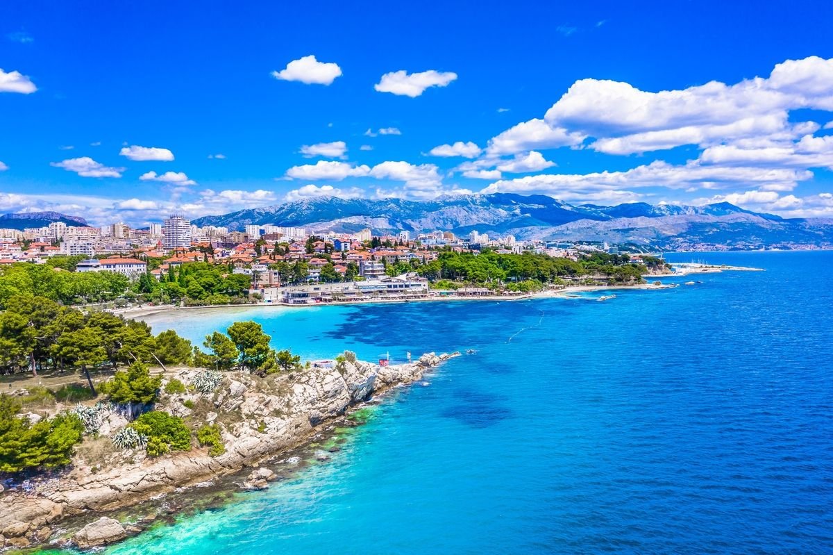 Split ma plażę plaża Bacvice z pięknym widokiem