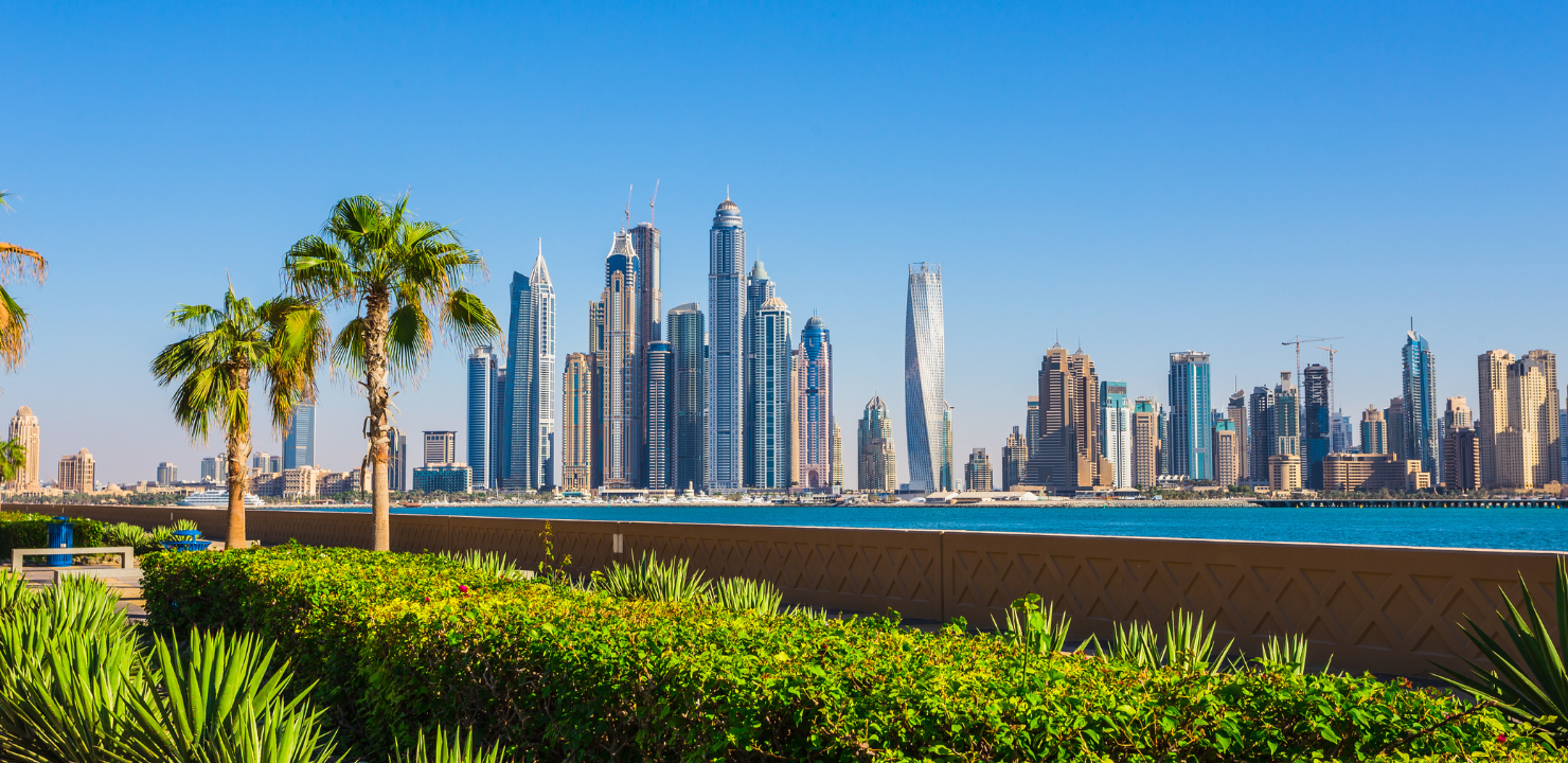 Dubaj i Zjednoczone Emiraty Arabskie: Przewodnik dla Podróżujących